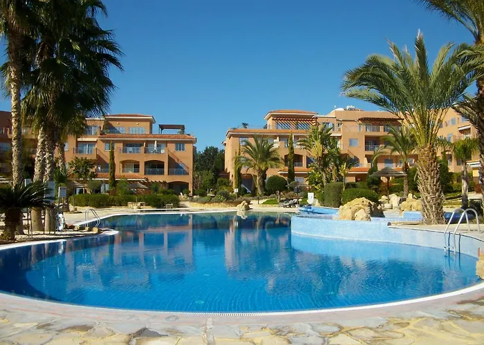 Resitour - Limnaria Gardens Apartamento *