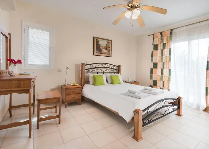 Resitour - Limnaria Gardens