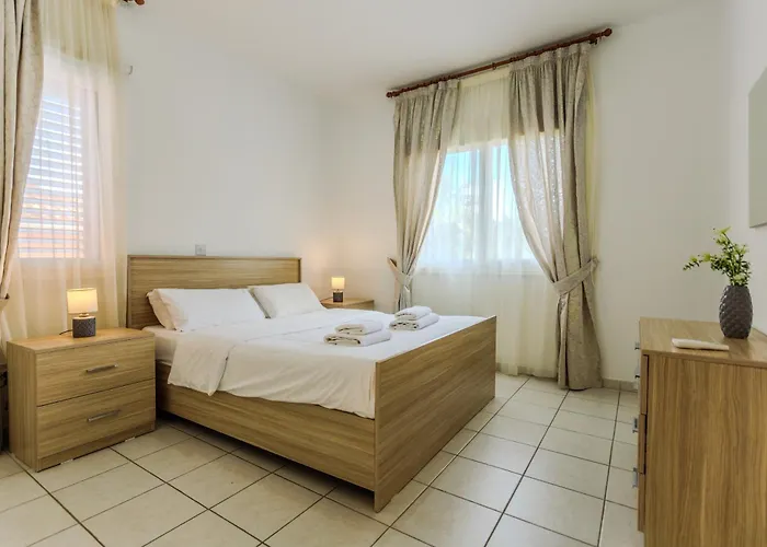 Resitour - Limnaria Gardens *