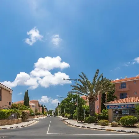 아파트 Resitour - Limnaria Gardens